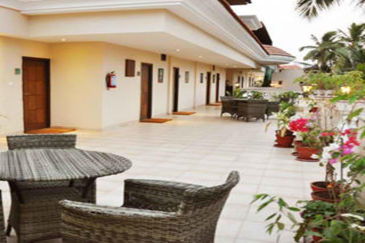 Sukhmantra Resort & Spa Candolim Buitenkant foto