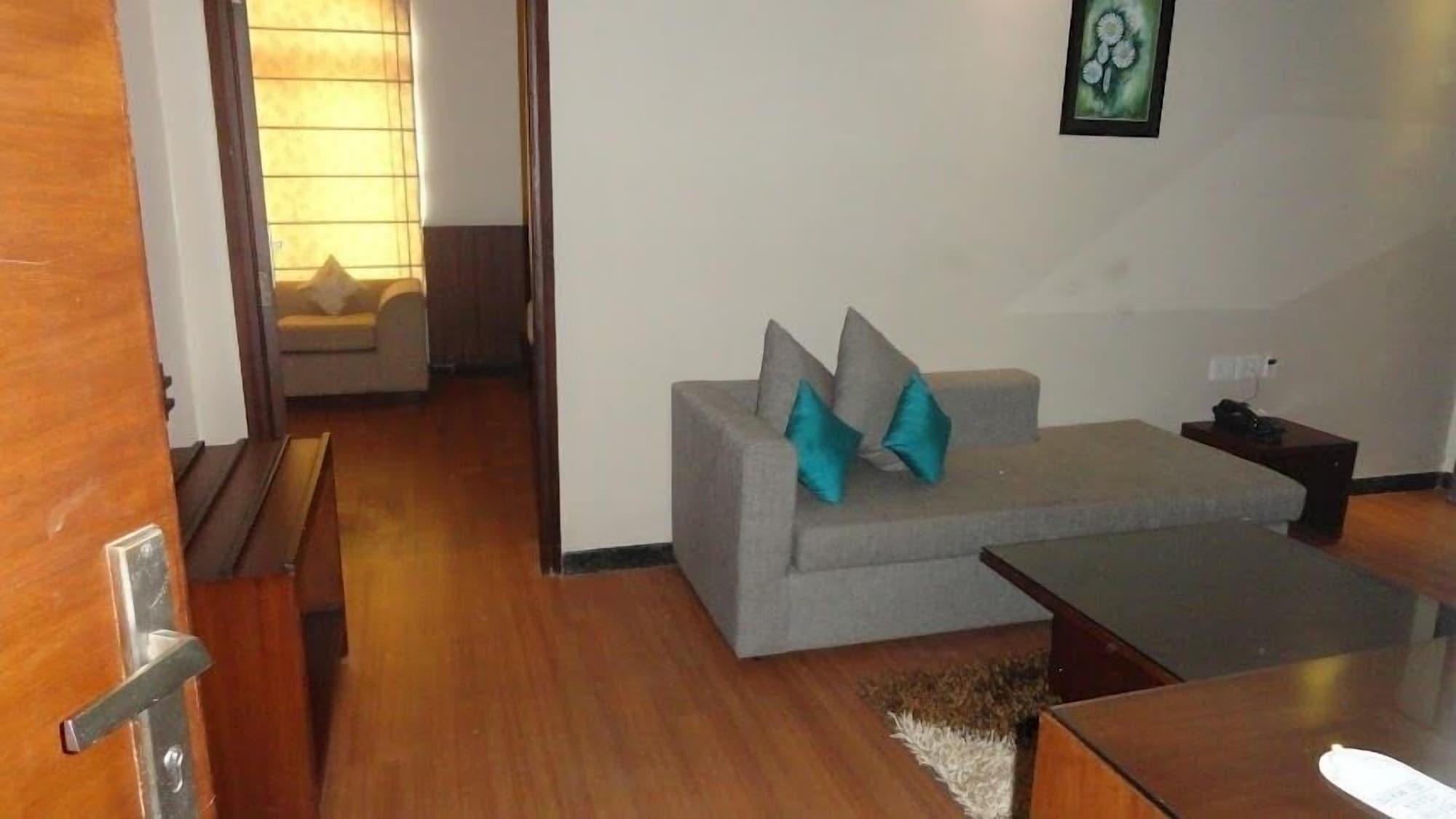 Sukhmantra Resort & Spa Candolim Buitenkant foto